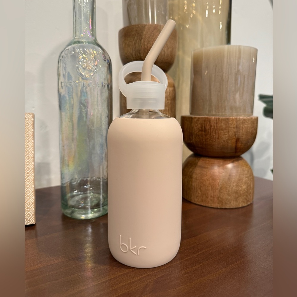 bkr Little Bottle in Doe (500ml/16 oz)